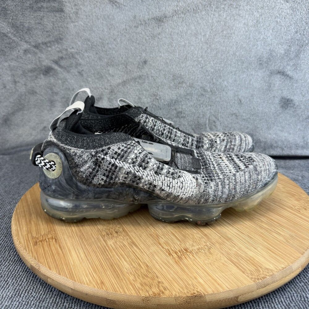 Nike Air VaporMax 2020 Flyknit Shoes Boys Size 5.5Y Gray Sneakers CJ4069-004